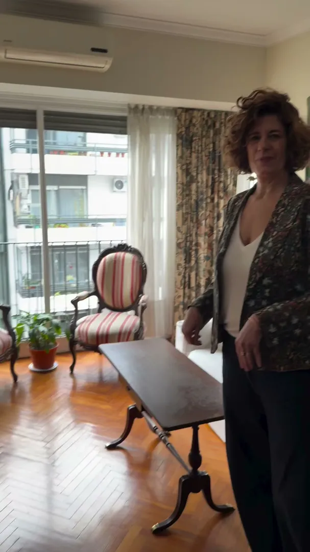 Departamento de 4 ambientes con dependencia en venta en Recoleta – Arenales al 2900