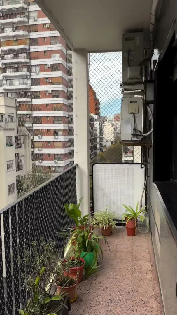 Balcón de un departamento en Recoleta